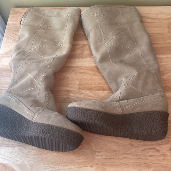 Steve Madden Suede Platform MICKI Tall Boots Knee high Geometric Stitch Detail - Picture 14 of 15